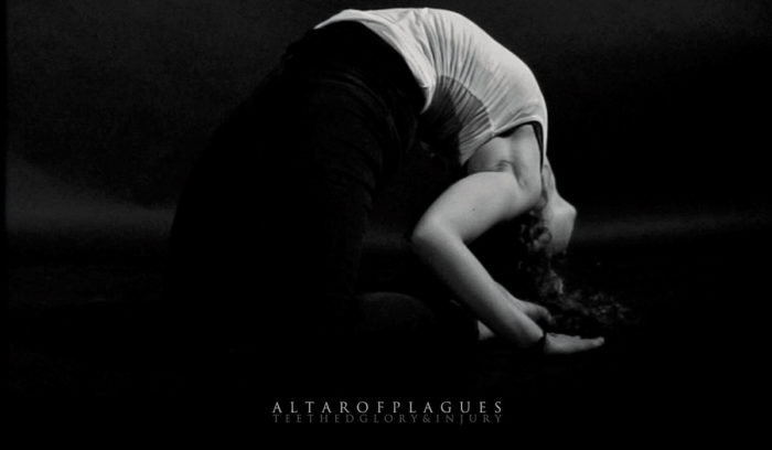 ALTAR OF PLAGUES – Teethed Glory And Injury